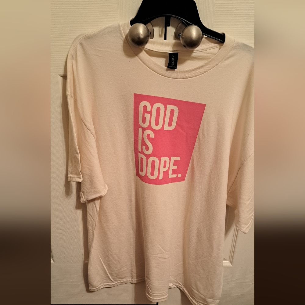 UnisexWhite T-Shirt with Pink Graphic  pit to pit 22.5 in, length 31in NWOT